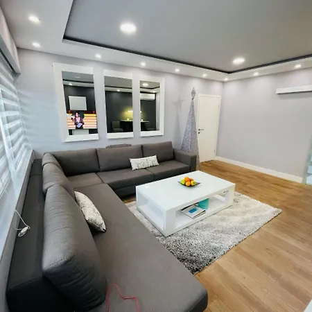 Adilux Luxurious 3 Bedroom Lägenhet Sarajevo